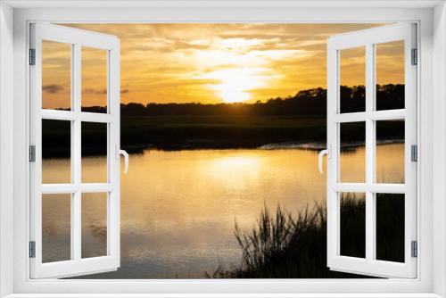 Fototapeta Naklejka Na Ścianę Okno 3D - Sunrise over the South Carolina River
