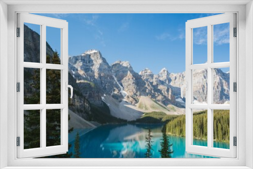 Fototapeta Naklejka Na Ścianę Okno 3D - Beautiful view of Moraine Lake with mountains. Banff National Park, Alberta, Canada.