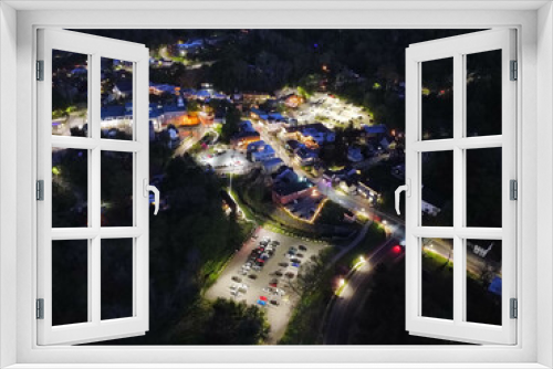 Fototapeta Naklejka Na Ścianę Okno 3D - night photo of small city