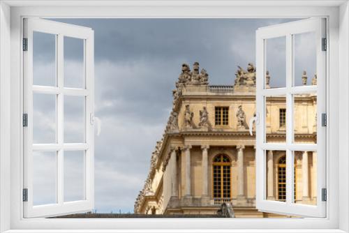 Fototapeta Naklejka Na Ścianę Okno 3D - the facade of chateau de versailles