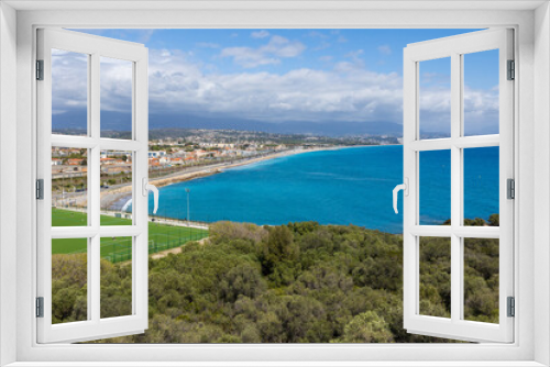Fototapeta Naklejka Na Ścianę Okno 3D - Panorama sur la côte jusqu'à Nice depuis le Fort Carré à Antibes