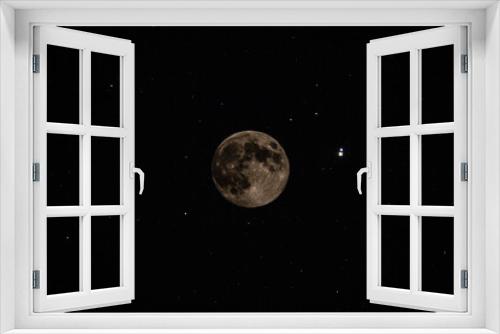 Fototapeta Naklejka Na Ścianę Okno 3D - The Magic of the Moon: A Lunar Photograph