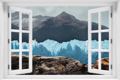 Fototapeta Naklejka Na Ścianę Okno 3D - The Perito Moreno glacier in Glaciares National Park outside Patagonia