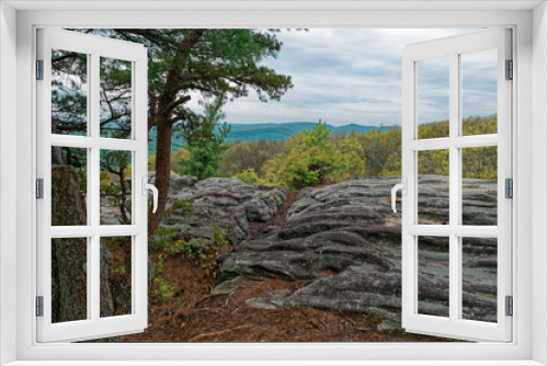 Fototapeta Naklejka Na Ścianę Okno 3D - View at the overlook trail at Black mountain in Tennessee