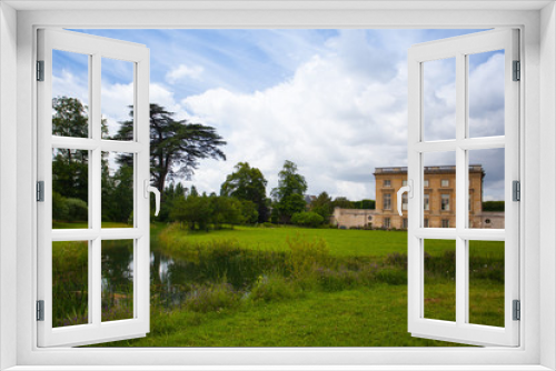 Fototapeta Naklejka Na Ścianę Okno 3D - Le Trianon in Versailles gardens