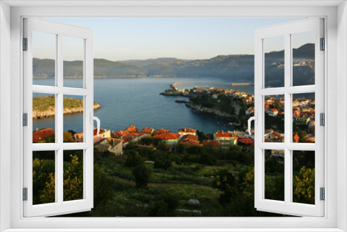 Fototapeta Naklejka Na Ścianę Okno 3D - The town of Amasra, located in Bartin, Turkey, is a rich place in terms of both sea and cultural tourism.