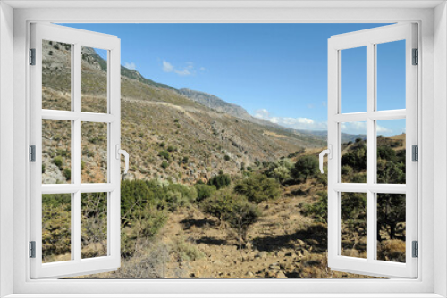 Fototapeta Naklejka Na Ścianę Okno 3D - Les gorges de Vorizia près de Zaros en Crète