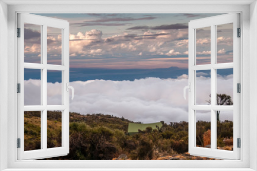 Fototapeta Naklejka Na Ścianę Okno 3D - Kilimanjaro Camp Site at Dawn