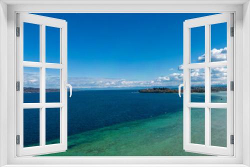 Fototapeta Naklejka Na Ścianę Okno 3D - Bodenseeufer mit Blick auf die Insel Mainau