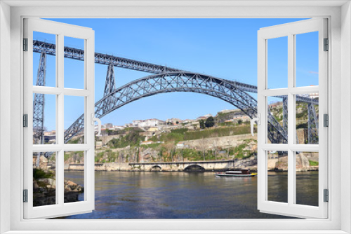 Fototapeta Naklejka Na Ścianę Okno 3D - One of the several bridges over Douro river in Porto, Portugal