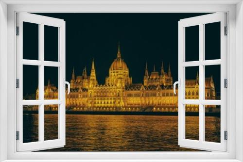 Fototapeta Naklejka Na Ścianę Okno 3D - Hungarian Parliament Building