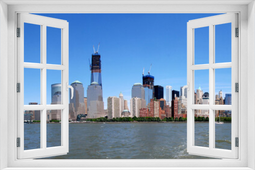 Fototapeta Naklejka Na Ścianę Okno 3D - panoramic view over Manhattan as seen from Liberty Island