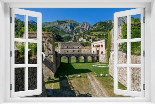 Fototapeta Naklejka Na Ścianę Okno 3D - View of the old alpine military fort in Italy.