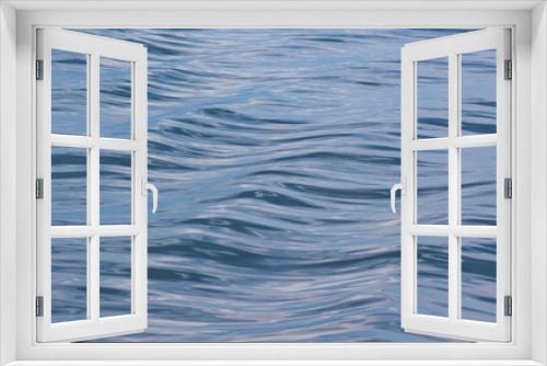 Fototapeta Naklejka Na Ścianę Okno 3D - Sanfte Wellen auf dem Wasser