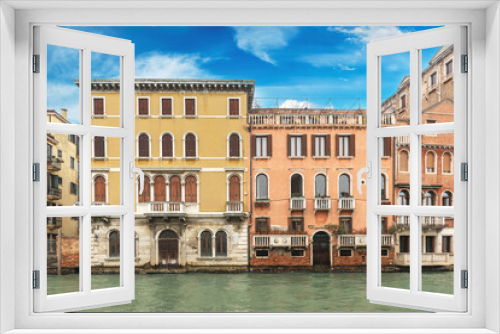 Fototapeta Naklejka Na Ścianę Okno 3D - Cozy Venice city