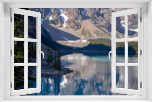 Fototapeta Naklejka Na Ścianę Okno 3D - Moraine lake in Banff national park