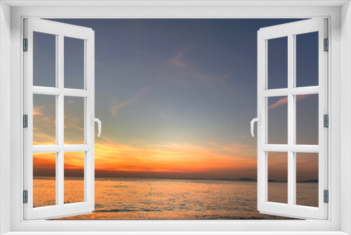 Fototapeta Naklejka Na Ścianę Okno 3D - Sea view and sunset atmosphere