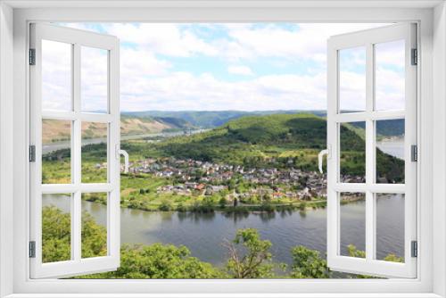 Fototapeta Naklejka Na Ścianę Okno 3D - Great bow of the Rhine Valley near Boppard, Germany.