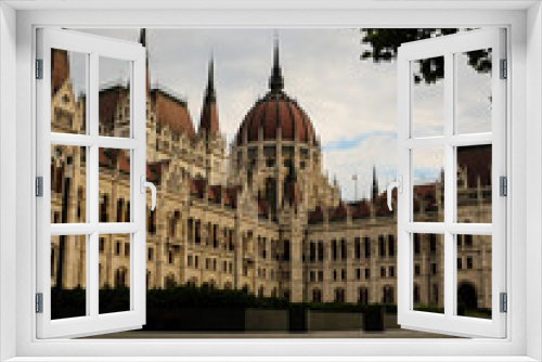 Fototapeta Naklejka Na Ścianę Okno 3D - city parliament building