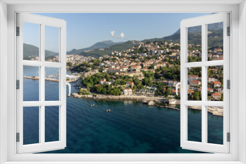 Fototapeta Naklejka Na Ścianę Okno 3D - A beautiful view of the sea coast, the mountains are an ideal place for summer vacation. Adriatic Sea.