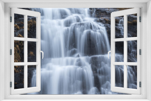 Fototapeta Naklejka Na Ścianę Okno 3D - Long exposure waterfall, misty water