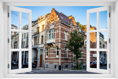 Fototapeta Naklejka Na Ścianę Okno 3D - Brussels architecture showcases a captivating blend of styles, from Gothic to Art Nouveau. Grand palaces, ornate facades, and stunning landmarks like the Atomium and Grand Place exemplify the city's r