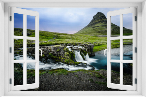 Fototapeta Naklejka Na Ścianę Okno 3D - kirkjufellsfoss