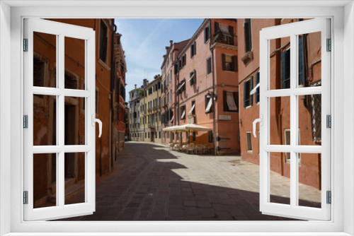 Fototapeta Naklejka Na Ścianę Okno 3D - Street in Venice - without channels