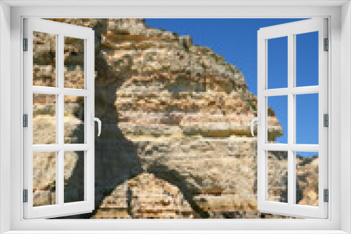 Fototapeta Naklejka Na Ścianę Okno 3D - Sandsteinformation am Strand der Algarve im Süden Portugals 