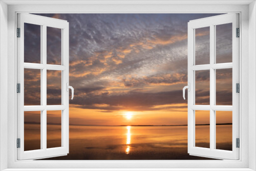 Fototapeta Naklejka Na Ścianę Okno 3D - サロマ湖の夕陽
