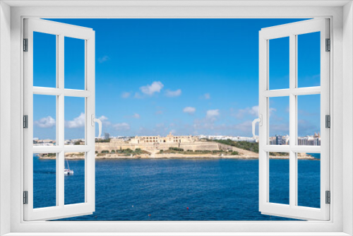 Fototapeta Naklejka Na Ścianę Okno 3D - Valletta, Malta, 5 May 2023. Fort Manoel is a fortification that stands in Malta on Manoel Island