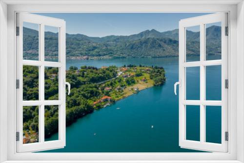 Fototapeta Naklejka Na Ścianę Okno 3D - Beautiful landscape of Lake Orta from a drone