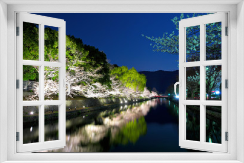 Fototapeta Naklejka Na Ścianę Okno 3D - Biwa lake canal with sakura tree