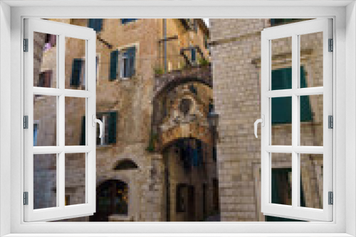 Fototapeta Naklejka Na Ścianę Okno 3D - Street of old city Kotor in Montenegro, medieval architecture, travel