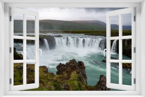 Fototapeta Naklejka Na Ścianę Okno 3D - Godafoss waterfall in Iceland, a popular tourist attraction