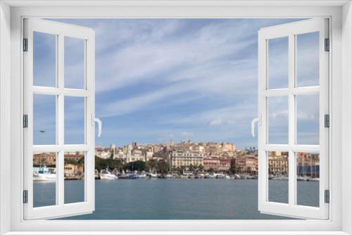 Fototapeta Naklejka Na Ścianę Okno 3D - città sul mare Cagliari