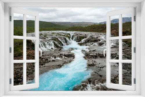 Fototapeta Naklejka Na Ścianę Okno 3D - The beautiful Brúarfoss Waterfall in South Iceland