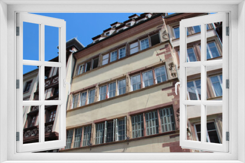 Fototapeta Naklejka Na Ścianę Okno 3D - old stone flat buildings in strasbourg in alsace (france)