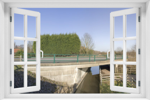 Fototapeta Naklejka Na Ścianę Okno 3D - The Stratford upon avon canal, Preston Bagot , 