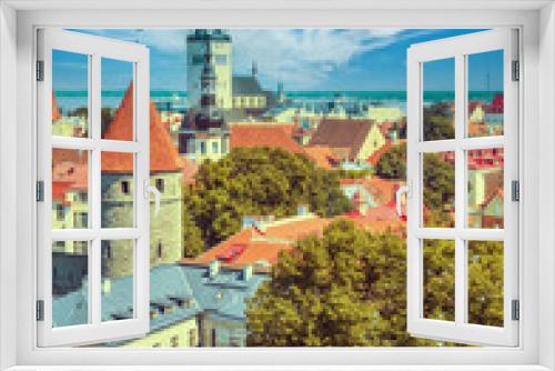 Fototapeta Naklejka Na Ścianę Okno 3D - Panoramic view of Old Tallinn city, Estonia