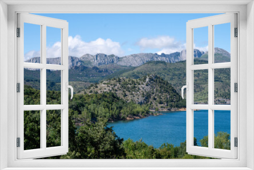 Fototapeta Naklejka Na Ścianę Okno 3D - Beautiful views of Picos de Europa