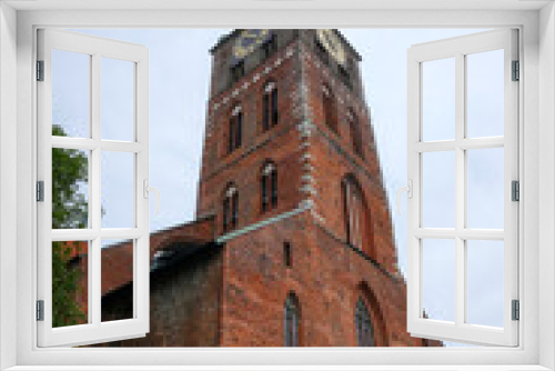 Fototapeta Naklejka Na Ścianę Okno 3D - Historische Jakobi-Kirche in der Altstadt von Lübeck