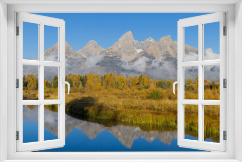 Fototapeta Naklejka Na Ścianę Okno 3D - Autumn Landscape Reflection in the Tetons
