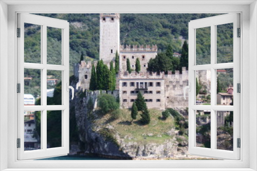 Fototapeta Naklejka Na Ścianę Okno 3D - Scaglierburg von Malcesine, Gardasee