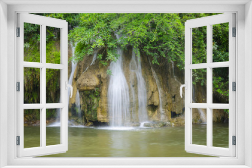 Fototapeta Naklejka Na Ścianę Okno 3D - beautiful waterfall in the National Park Thailand.