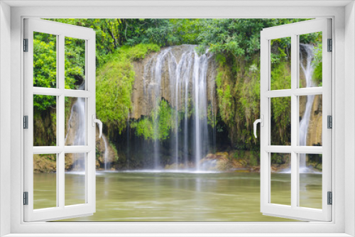 Fototapeta Naklejka Na Ścianę Okno 3D - Sai Yok Yai waterfalls at Kanchanaburi Thailand.