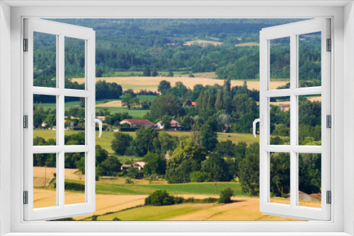 Fototapeta Naklejka Na Ścianę Okno 3D - Plaines du Lot-et-Garonne, observées depuis le village de Monflanquin
