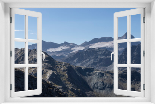 Fototapeta Naklejka Na Ścianę Okno 3D - Vista di Cima Fontana e del suo ghiacciaio in Valmalenco ad Agosto 2023, Lombardia, Italia
