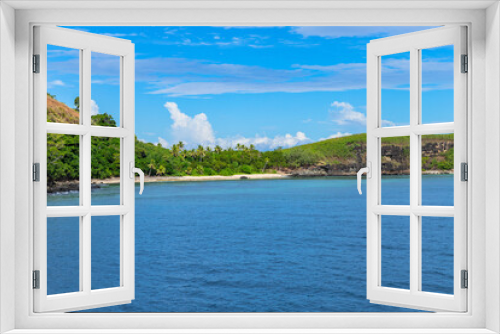 Fototapeta Naklejka Na Ścianę Okno 3D - View of Naviti Islands coastlines