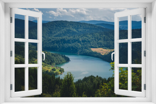 Fototapeta Naklejka Na Ścianę Okno 3D - Zlatar lake in the mountains in Serbia, beautiful idyllic mountain summer landscape.